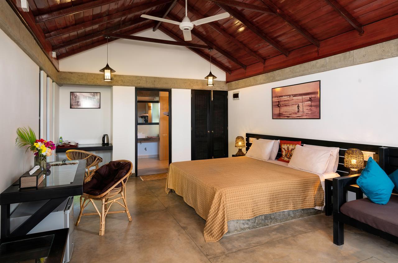 Hotel Seven Turtles Tangalle Exterior foto
